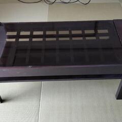 テーブル