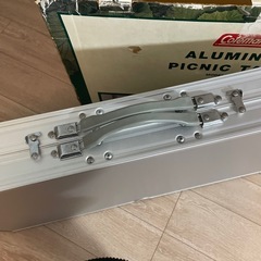【未使用品】Coleman アルミ ピッニックテーブル キャンプ BBQの画像
