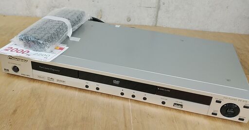 品質保証☆配達有り！2000円(税別）パイオニア DVDプレーヤー リモコン付　シルバー