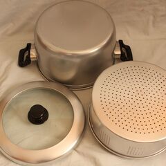 アルミ製　両手鍋　蒸し器付きの画像