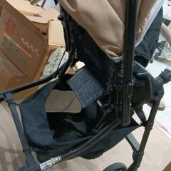 1220-290 Combi　ベビーカーの画像