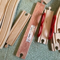 IKEAリラブー列車とレールセットの画像
