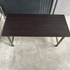 折りたたみ式テーブル