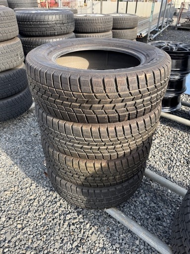 GOODYEARスタッドレスタイヤ 4本セット 195/65R15