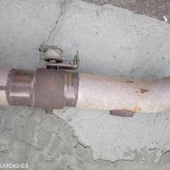 車種不明　80π位　センターパイプ　バルブ付　加工用にの画像