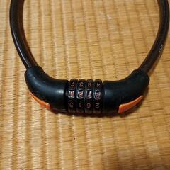 番号合わせ、自転車の鍵の画像