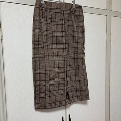 チェックタイトスカート