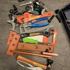 おもちゃ　工具セット　収納できます！の画像