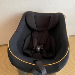 タカタ　チャイルドシート　美品