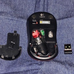 Logicool M185 ワイヤレスマウス ドングル付属の画像