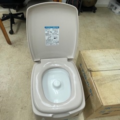 【美品】ポータブルトイレ　S型の画像