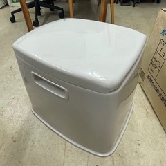 【美品】ポータブルトイレ　S型の画像