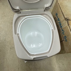 【美品】ポータブルトイレ　S型の画像