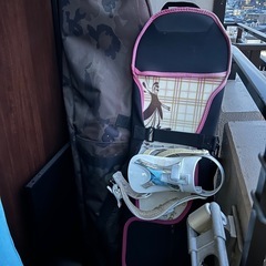 スノボー用品の画像