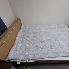 ダブルベッド　処分価格　お願いします引き取ってください笑