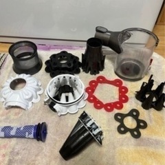 ♦️期間限定特別価格♦️ダイソン掃除機　V6 slm proの画像