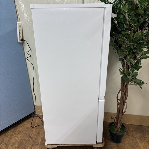 I581 ? ジモティー限定価格！ 2022年製の美品♪ TOSHIBA 冷蔵庫 (153L) 2ドア ⭐ 動作確認済 ⭐ クリーニン