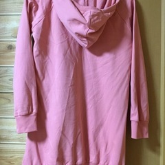 【新品未着用】COLZAパーカーの画像