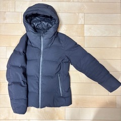 シームレスダウンパーカの中古が安い！激安で譲ります・無料で