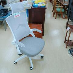 オフィスチェア☆neochair☆グレー＆ホワイトカラー、メッシュ。通気性抜群、高さ調節可、肘あてあり【浜村鹿野温泉ICから3分 買取本舗 宮本リサイクル 営業時間9～19時 定休日水曜のみ←連絡できませんm(_ _)m】の画像
