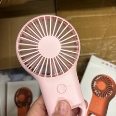 業種変更　在庫処分　倉庫丸ごと　ハンディーファンの画像