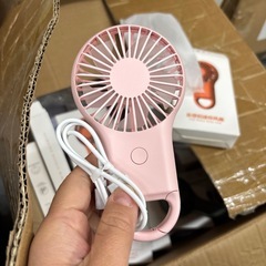 業種変更　在庫処分　倉庫丸ごと　ハンディーファンの画像
