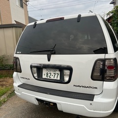 リンカーン ナビゲーターの画像