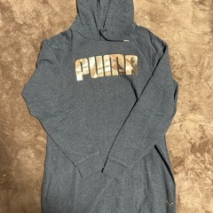 PUMAロングパーカー