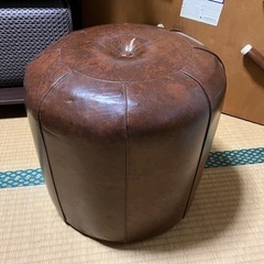 レトロラグジュアリードレッサースツール