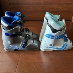 セレス　23cm Hart 24cm 子供用スキーブーツ　ジュニアスキー　2点セットの画像