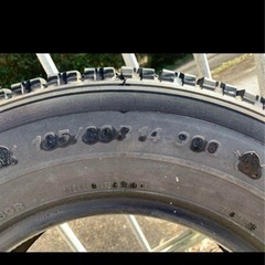 TOYOスタッドレスタイヤの画像