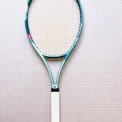 【美品】硬式テニスラケット　ヨネックス　パーセプト100 