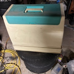 レトロなミシンの画像