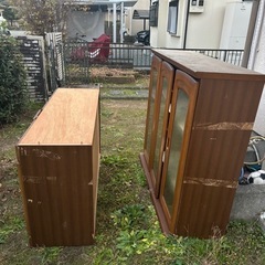 食器用タンスの画像