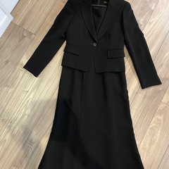 フォーマルスーツ