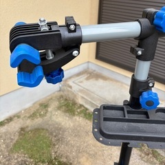 自転車を吊り上げて作業するやつ？の画像