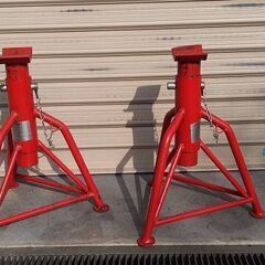 中古　３トン　ウマ　リジットラック　２個セット