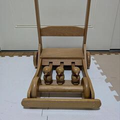 お値下げしました　赤ちゃん用木製手押し車