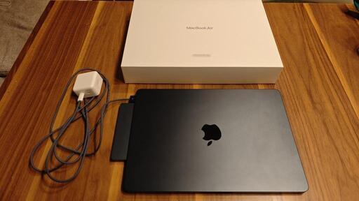【極美品】MacBookAirM2 24GB 512GB【定価22万】