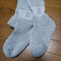 美品まるでこたつソックス　オカモト