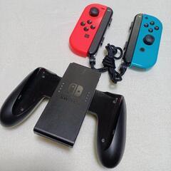 任天堂Switch　ジョイコングリップ＋ジョイコンのセット売りです