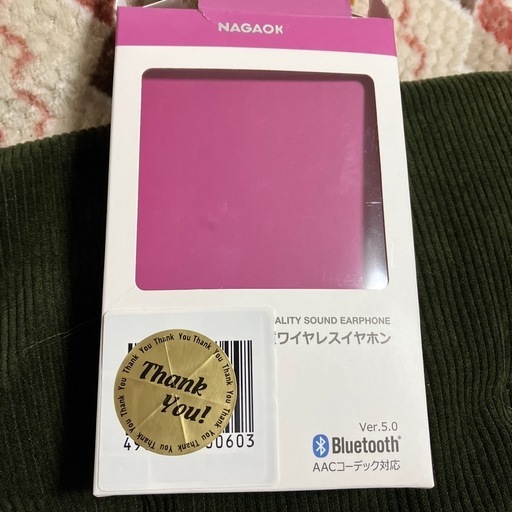 ワイヤレスイヤホン