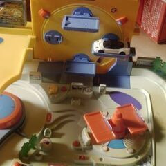 ※ジャンク品※トミカ 楽しい自動車工場&メガショールームの画像