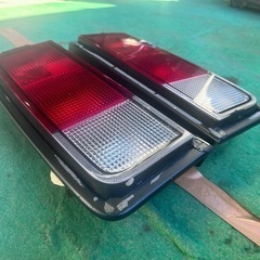 GM HUMMER H2 テールランプ L/R  の画像
