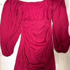 Shein 肩出し　ドレス　ミニ　ワンピース　オフショルダー　ワインレッド　レッド　背中開き　XS パーティ　二次会　謝恩会　キャバ　クラブ　ホステスの画像
