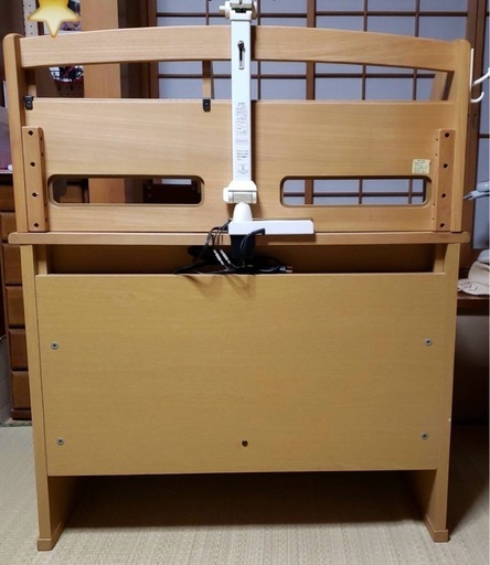 ライト付き　学習机