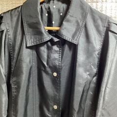 クリーニング済、レインコート？美品ですの画像