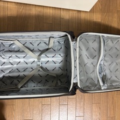 スーツケース（ellesse ）の画像