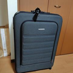 デカ過ぎスーツケース夜逃げ用の画像