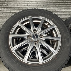 185/65R15 スタッドレスタイヤ